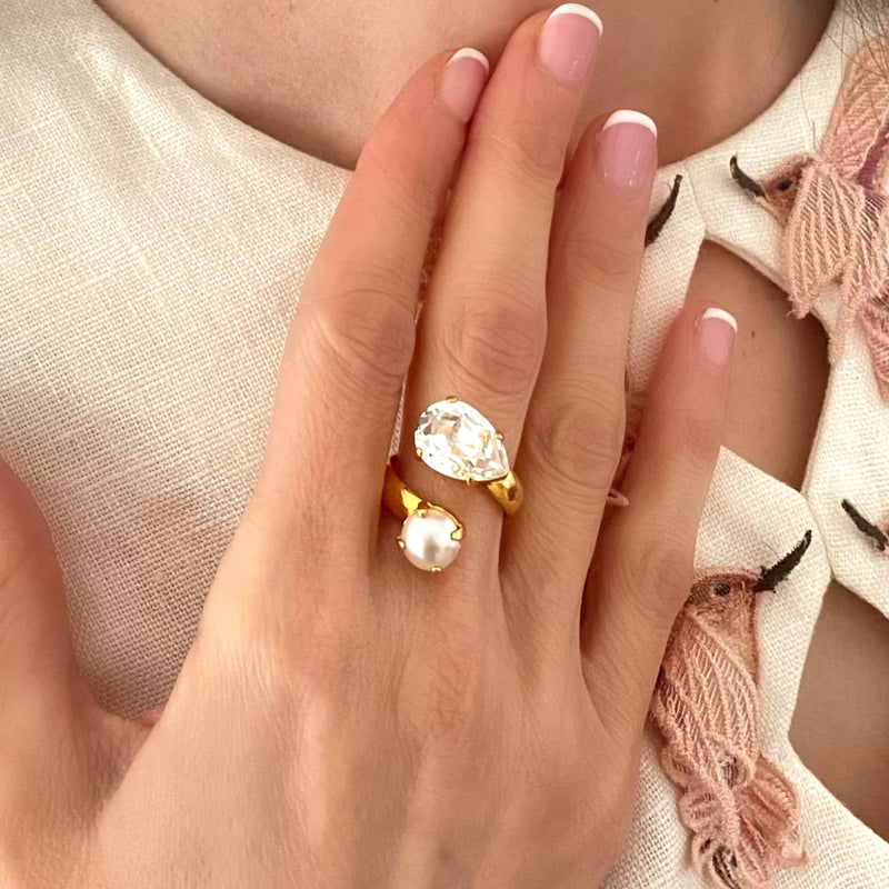 Amelia - Pearl & Crystal Open Gold Ring